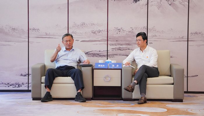 樟木頭鎮(zhèn)黨委書記黃淦洪一行蒞臨VR彩票調(diào)研指導(dǎo)